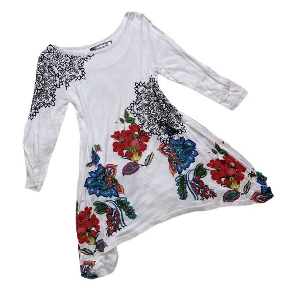 Desigual Ramona Asymmetrical Floral Top - Picture 2 of 12